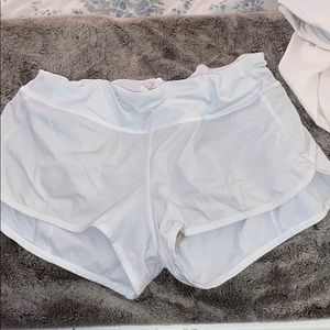 White lululemon shorts